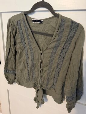 Abercrombie & Fitch Olive Lace-Trim Tie-Hem Blouse